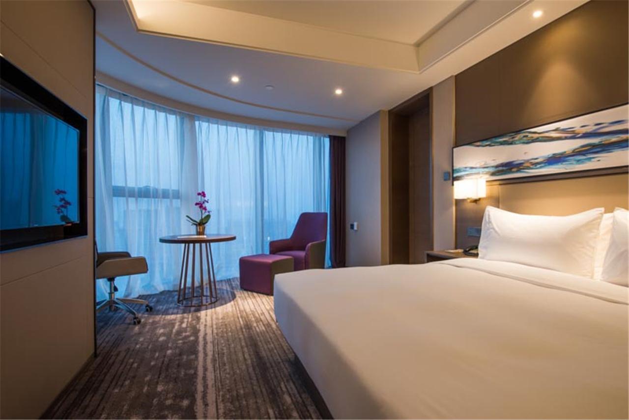 Mercure Yantai Golden Beach Exterior photo